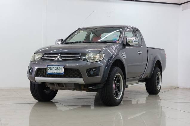 Triton Cab 2.5 GLX PLUS (CD/MP3) (MNC)(MY10) MT