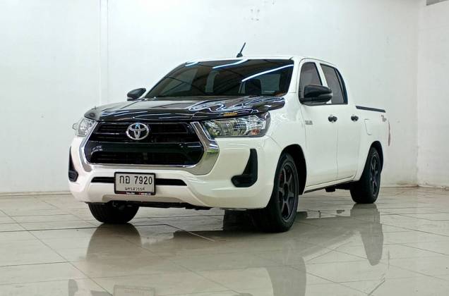 Hilux Revo Double Cab 2.4 Entry Z Edition (MY20) MT*