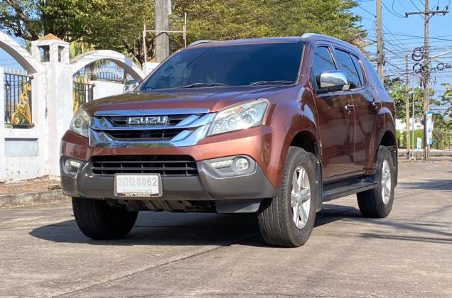 MU-X 3.0 4WD AT *