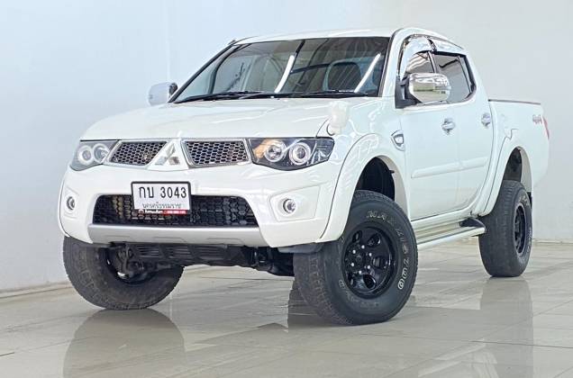 Triton Double Cab 2.5 GLS Ltd VG Turbo 4WD(ABS/Airbag/CD/MP3) AT*
