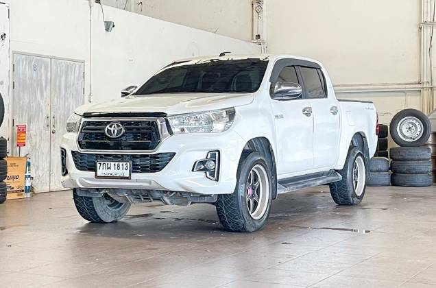 Hilux Revo Double Cab 2.4 J Plus Prerunner (MY18) MT*